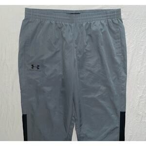 Under Armour Loose Mesh Lined Zip Cuff Microfiber Athletic Track Pants. Men's XL